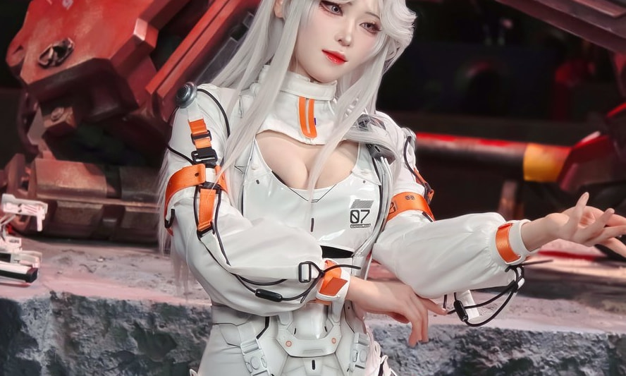 Pierwszy dziewiczy cosplay z niewydanej jeszcze gry MMO