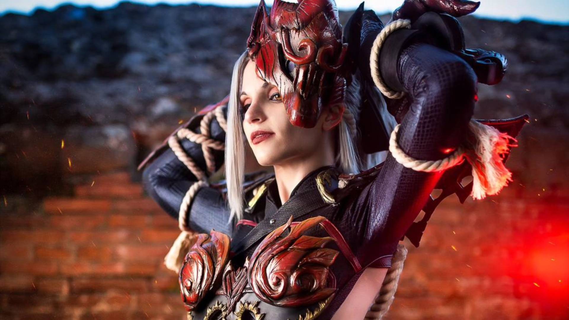 Upolowany Odogaron z Monster Hunter: World dobrze wygląda na tej cosplayerce