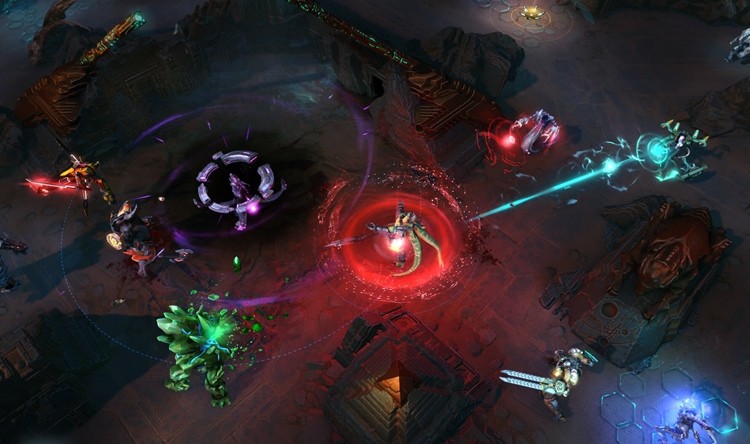 Zrobili gry z Naruto, zrobili Tekenna, teraz robią MOBA, która naprawdę wygląda fajnie... i Starcraftowo. Nazywa się Supernova