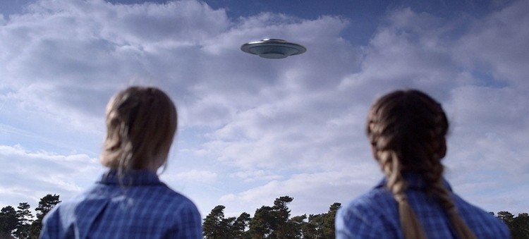 Czy to ptak? Czy to samolot? Nie, to tylko darmowe UFO Online 