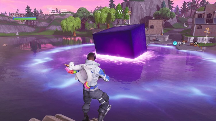 W Fortnite zagrało 78 milionów osób, a kostka wpadła do Loot Lake