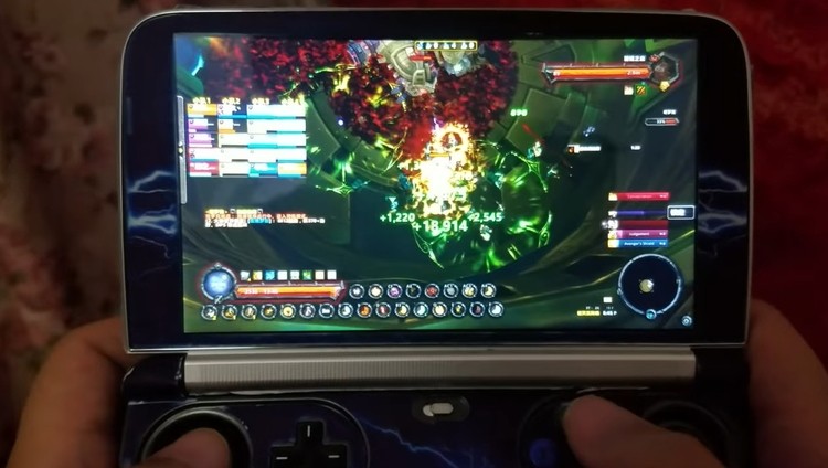 Pokonał rajdowego bossa w WoW, grając na... mikro-komputerze