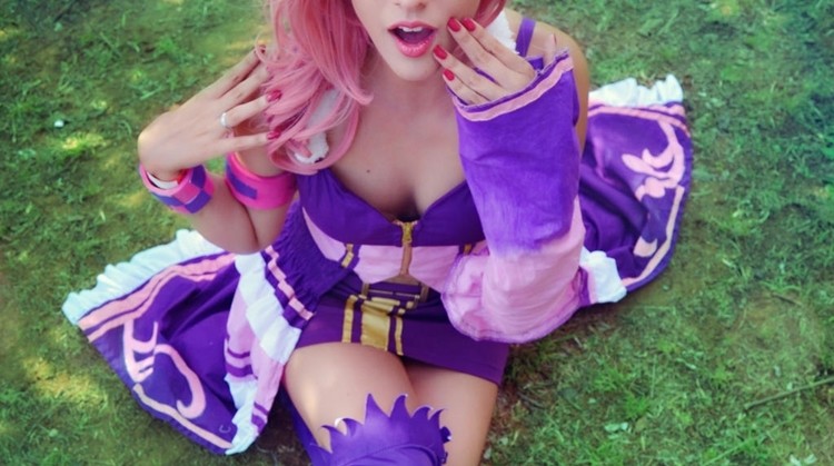 Słodki cosplay Amy z Grand Chase