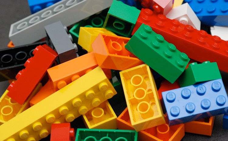 LEGO Minifigures Online przeszedł dzisiaj z Free2Play na Buy2Play. Ile teraz kosztuje? 125 złotych